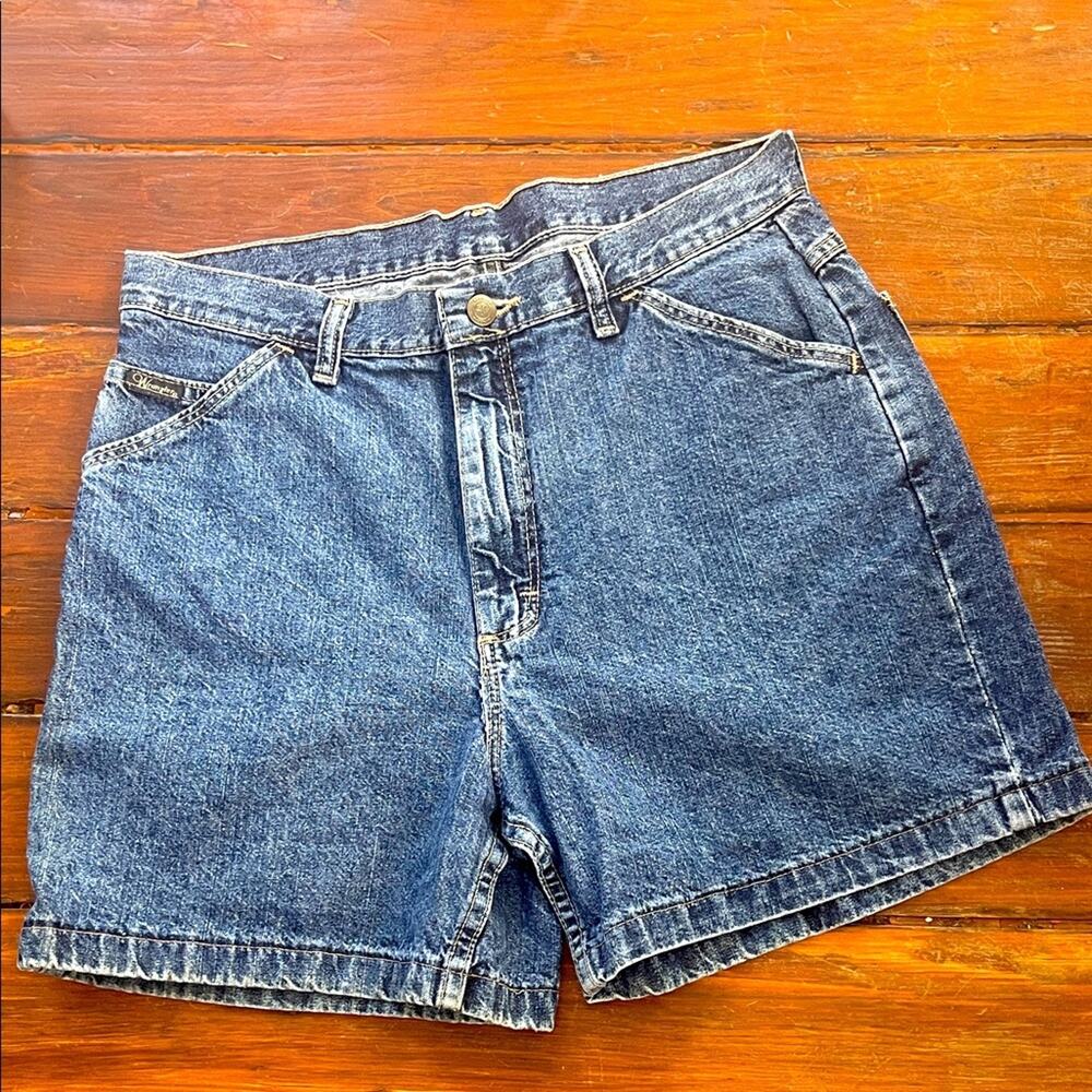 Vintage Wrangler long inseam hi rise carpenter Jean shorts sz 12